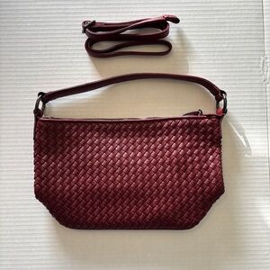Elegant Woven Burgundy Shoulder Bag New